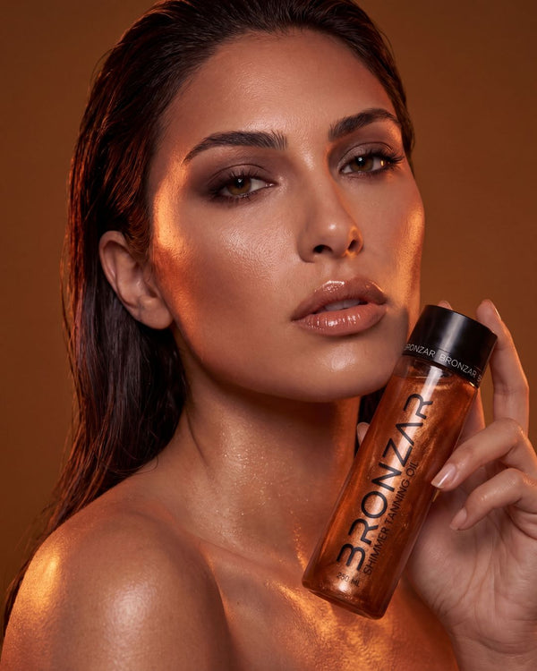 Bronzar Tanning Oil with Shimmer 250ml | Natural Bronzing & Glow Body Oil | Complimentary Holographic Gift Bag